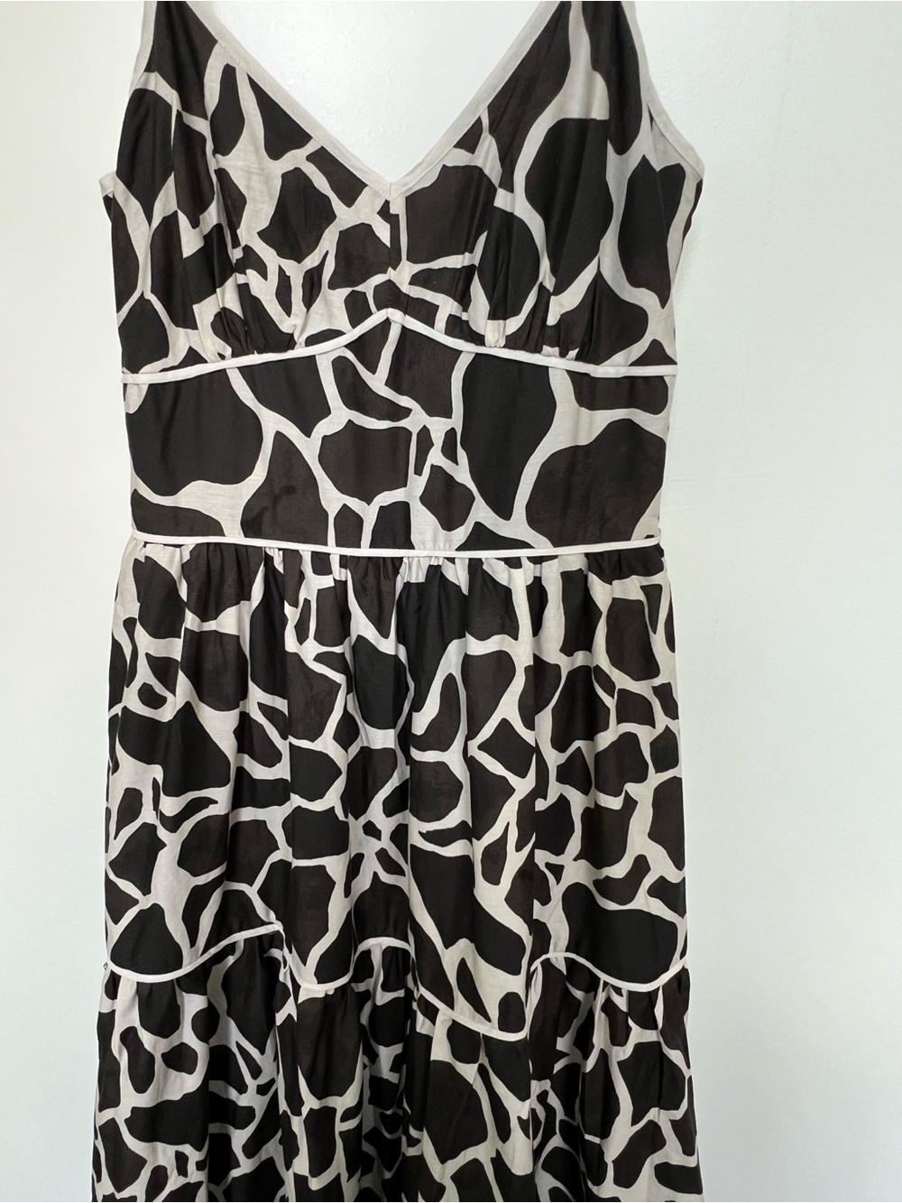 Flying tomato Black & White Giraffe Print Tiered Maxi Dress - Picture 4 of 8